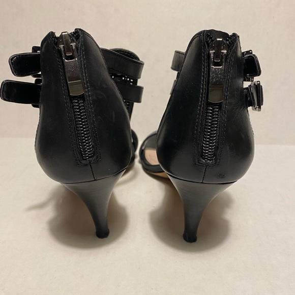 Coach and Four black heels with gunmetal studs. - Picture 4 of 8